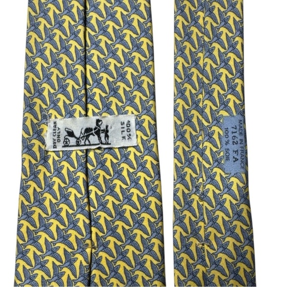 Hermès Paris Silk Tie Yellow & Blue Flying Fish Geometric Pattern 7162 FA - Picture 6 of 9